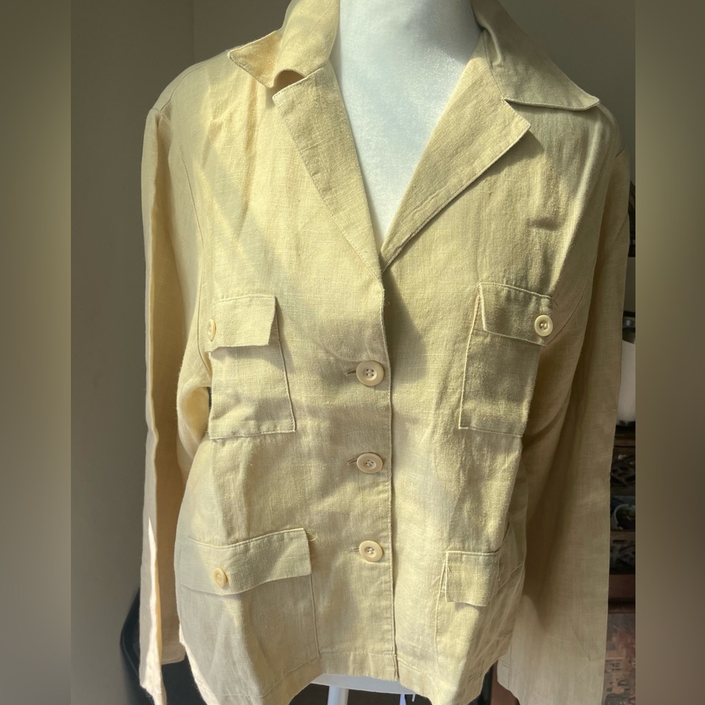 Vintage Women’s Size 10 Kathleen Sommers Tan Linen Button Up Shirt- Beautiful!